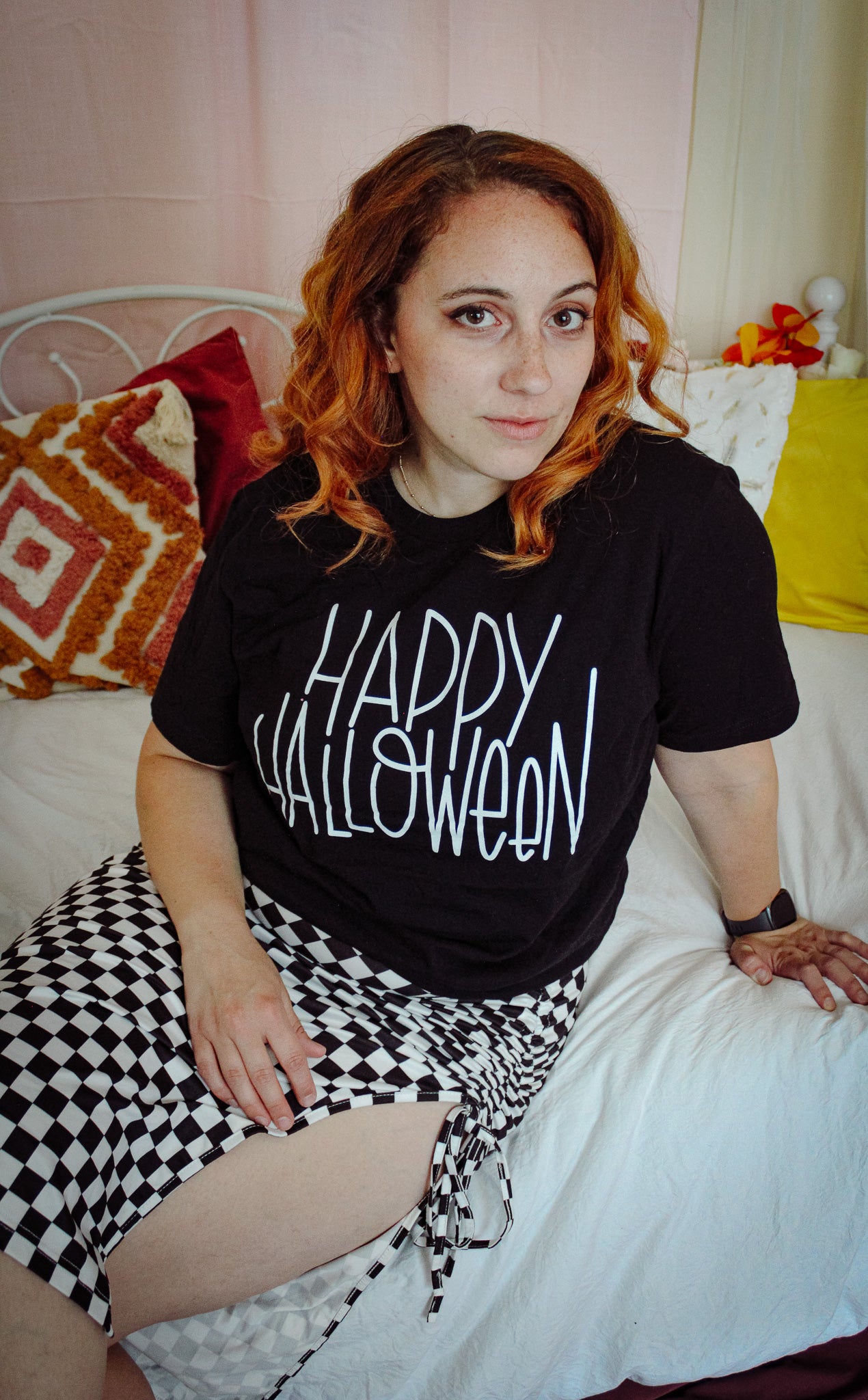 Minimalist Happy Halloween Tee - Black
